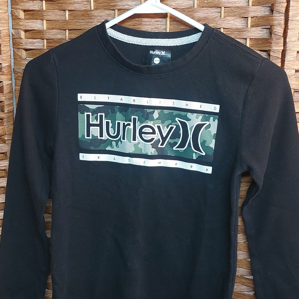 Hurley Boy's Henley & Crew Neck Shirts 4 Pcs - Blue, Light Blue, Olive,  Camo - Picture 2 of 9